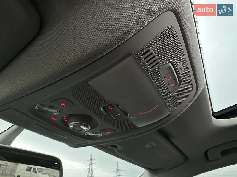 Седан Audi A4 2013 в Днепре