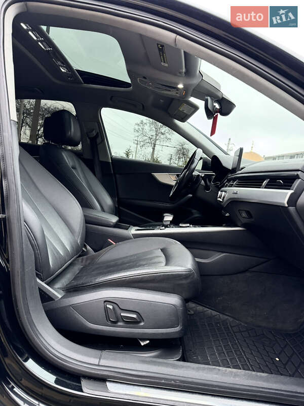 Седан Audi A4 2015 в Одессе