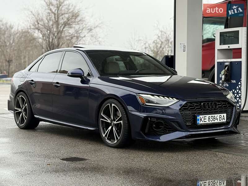 Седан Audi A4 2019 в Днепре