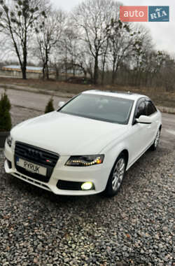 Седан Audi A4 2010 в Умани