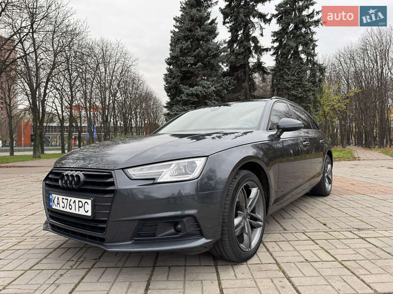 Универсал Audi A4 2016 в Киеве