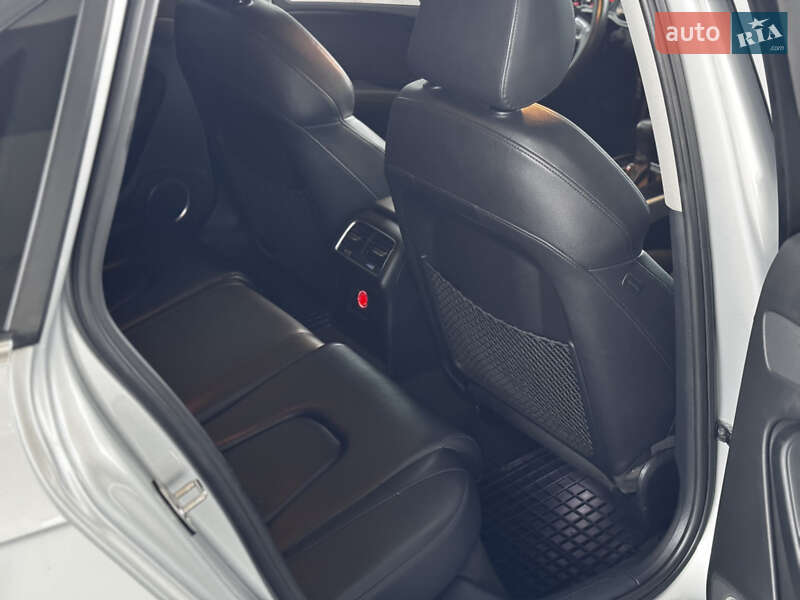 Седан Audi A4 2013 в Хмельницком