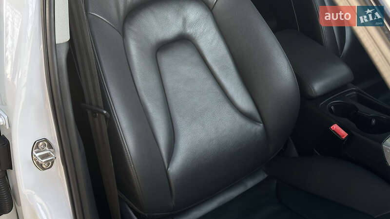 Седан Audi A4 2016 в Самборе