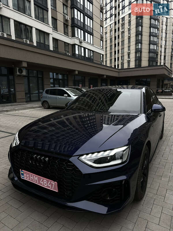 Седан Audi A4 2021 в Києві