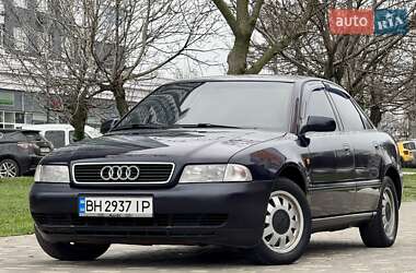 Седан Audi A4 1998 в Одессе