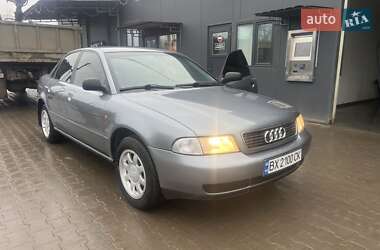 Седан Audi A4 1995 в Красилове