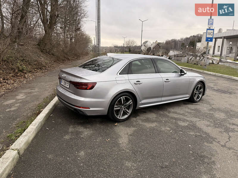 Седан Audi A4 2017 в Киеве