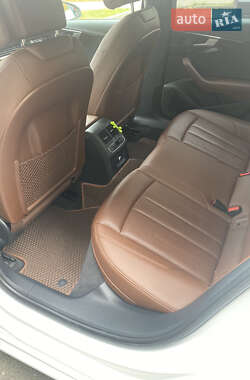 Седан Audi A4 2018 в Ивано-Франковске