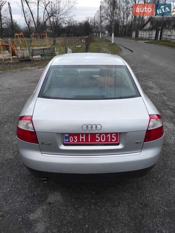 Седан Audi A4 2002 в Харькове