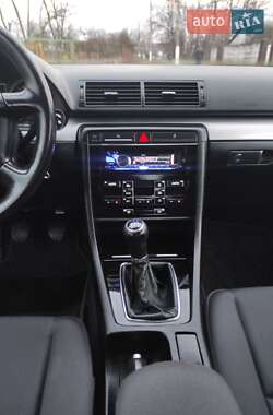 Седан Audi A4 2002 в Харькове