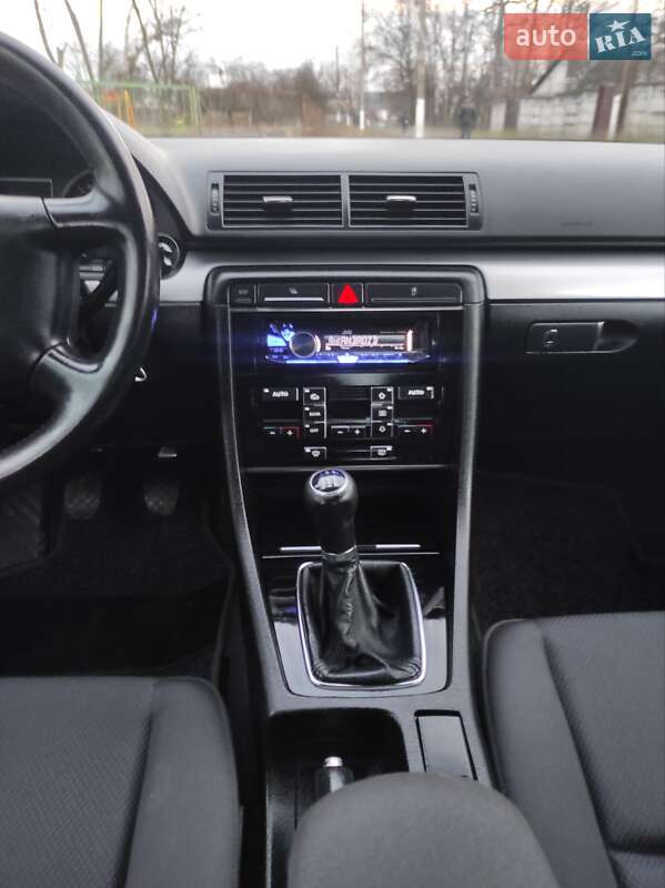 Седан Audi A4 2002 в Харькове