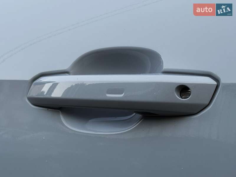 Седан Audi A4 2020 в Киеве фото 19 Седан Audi A4 2020 в Киеве