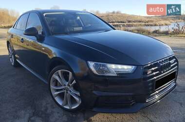 Седан Audi A4 2018 в Белой Церкви