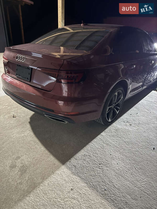Седан Audi A4 2019 в Ивано-Франковске