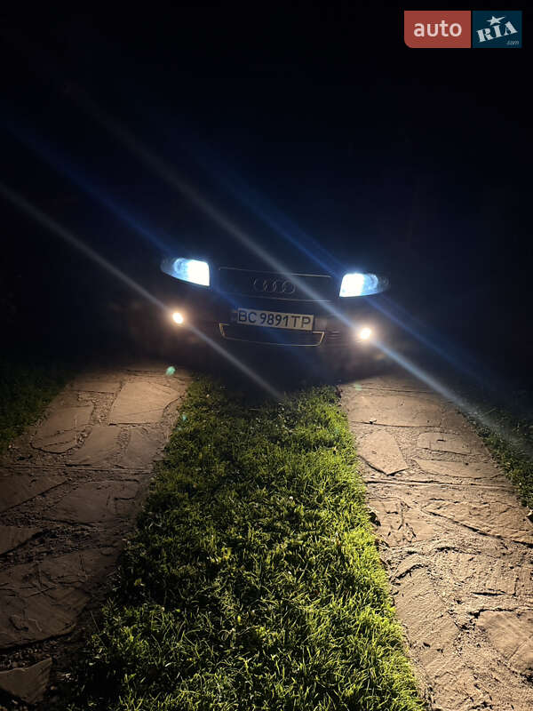 Седан Audi A4 2002 в Бориславе
