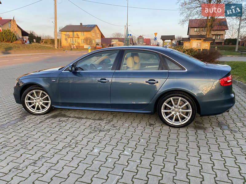 Седан Audi A4 2014 в Львове