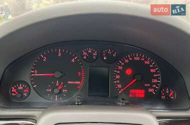 Седан Audi A4 2001 в Киеве