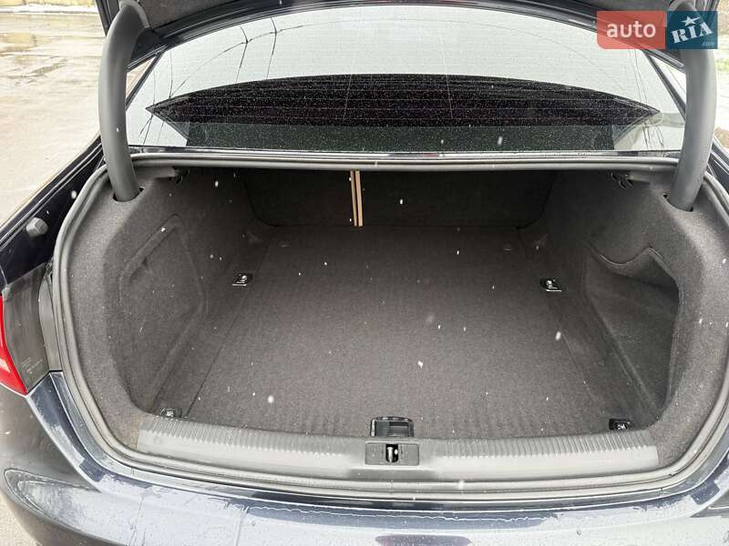 Седан Audi A4 2013 в Киеве фото 17 Седан Audi A4 2013 в Киеве