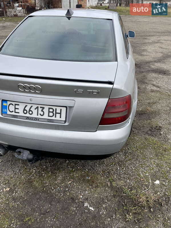 Седан Audi A4 1999 в Глыбокой