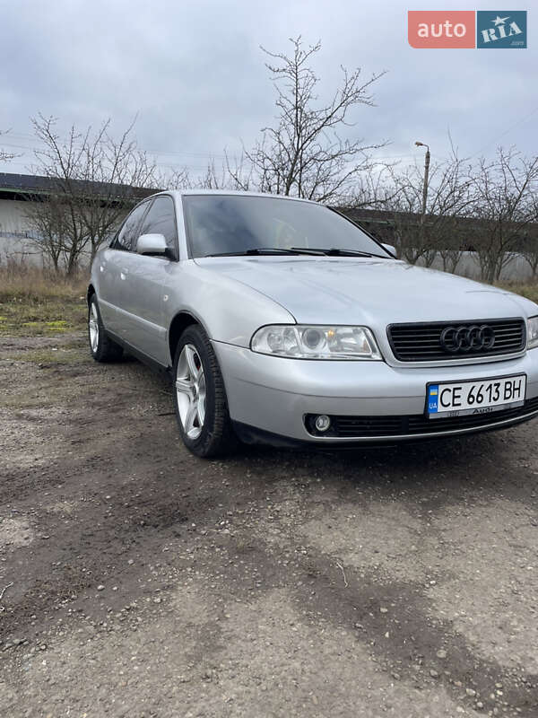 Седан Audi A4 1999 в Глыбокой