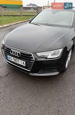 Седан Audi A4 2016 в Мукачево