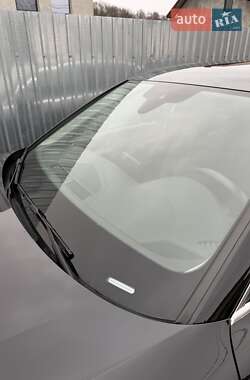 Седан Audi A4 2016 в Мукачево