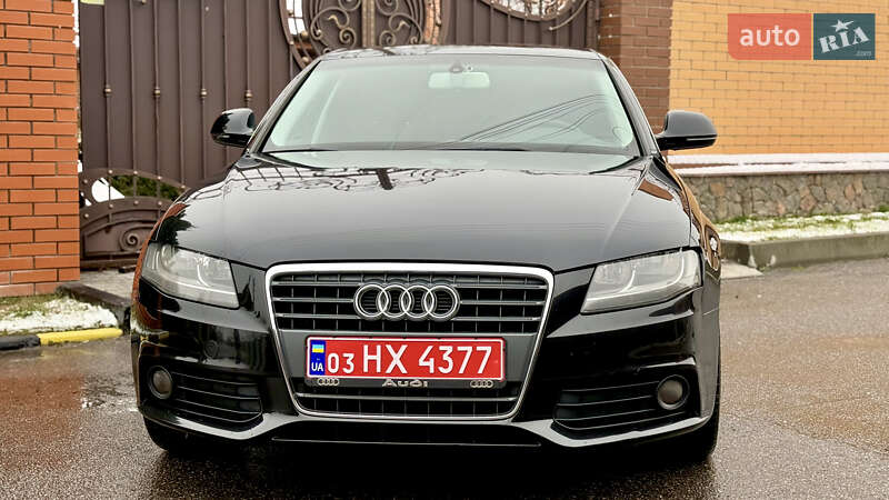 Седан Audi A4 2009 в Александрие