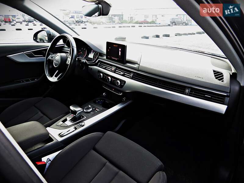 Универсал Audi A4 2018 в Черкассах