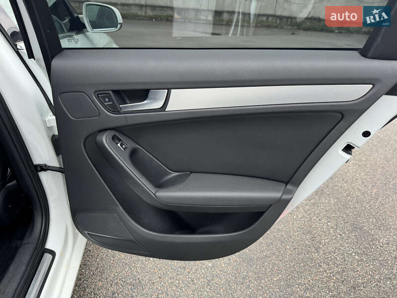 Седан Audi A4 2012 в Киеве фото 13 Седан Audi A4 2012 в Киеве