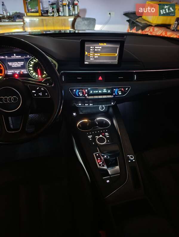 Седан Audi A4 2018 в Луцке фото 53 Седан Audi A4 2018 в Луцке
