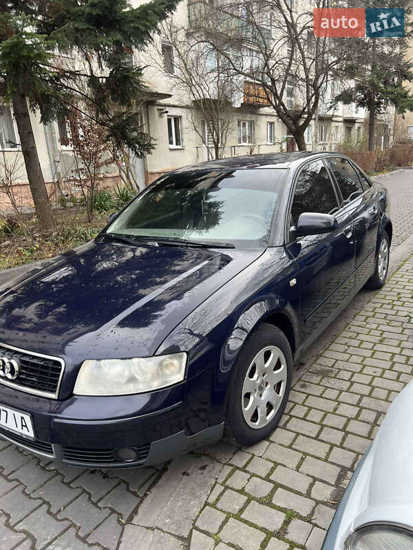 Седан Audi A4 2002 в Ивано-Франковске