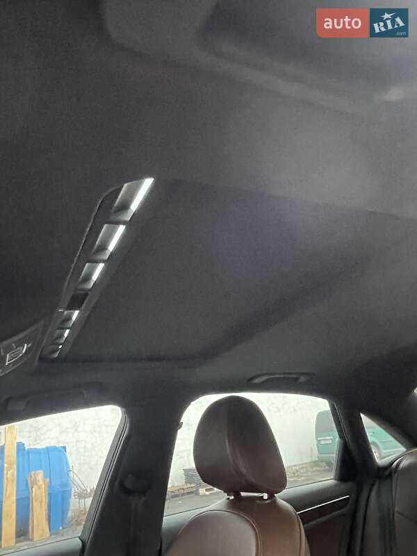 Седан Audi A4 2013 в Киеве