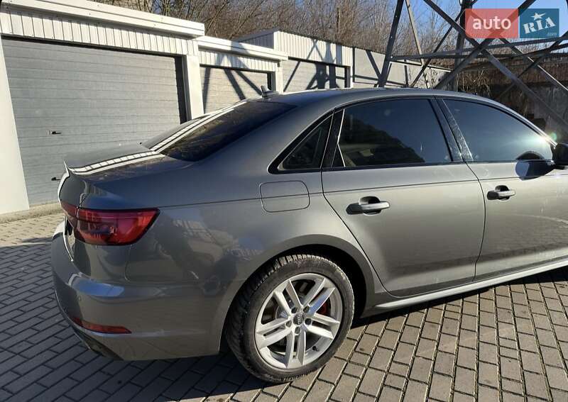 Седан Audi A4 2016 в Тернополе