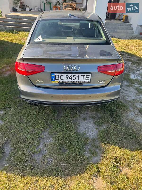 Седан Audi A4 2013 в Львове