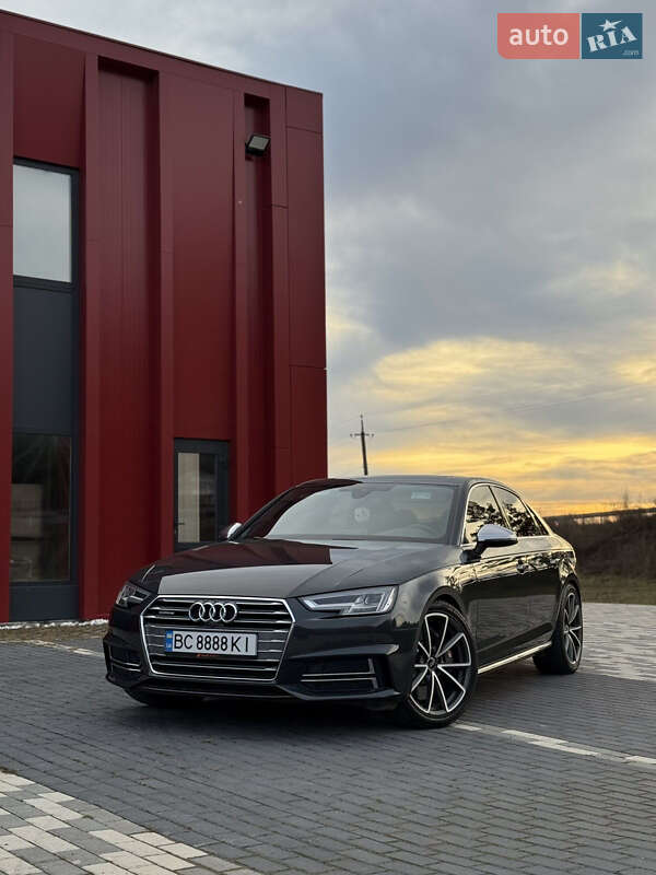 Седан Audi A4 2017 в Львове