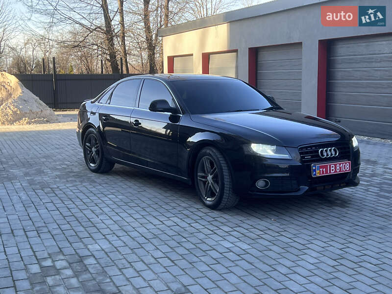 Седан Audi A4 2009 в Чорткове