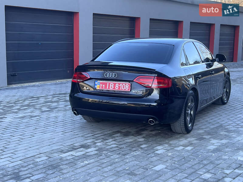 Седан Audi A4 2009 в Чорткове