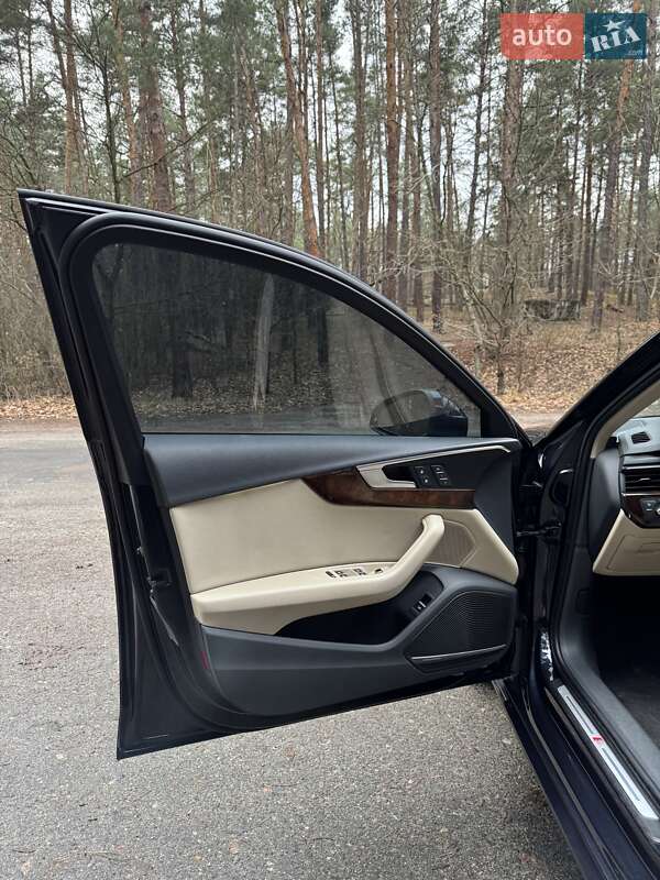 Седан Audi A4 2018 в Киеве