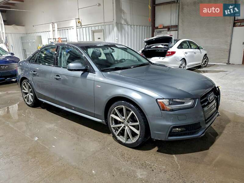 Седан Audi A4 2016 в Ивано-Франковске