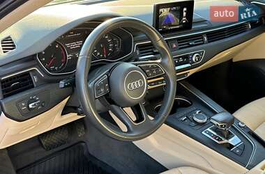 Седан Audi A4 2018 в Виннице
