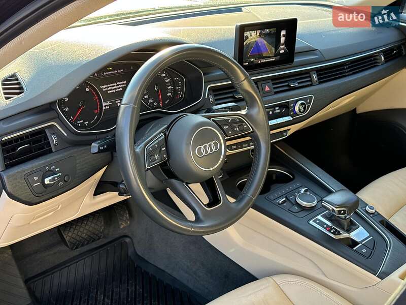 Седан Audi A4 2018 в Виннице