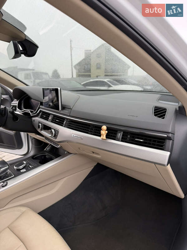 Седан Audi A4 2016 в Каменец-Подольском