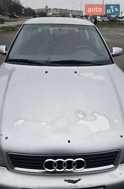 Седан Audi A4 1998 в Кропивницком