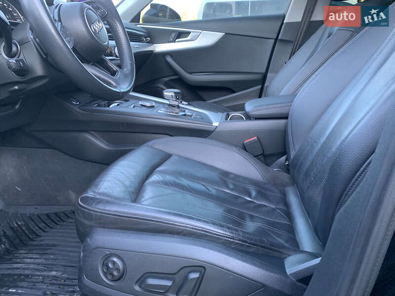 Седан Audi A4 2017 в Киеве