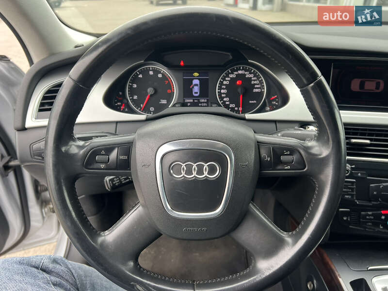 Седан Audi A4 2009 в Киеве