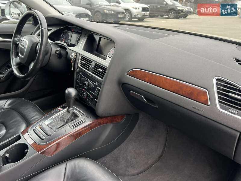 Седан Audi A4 2009 в Киеве
