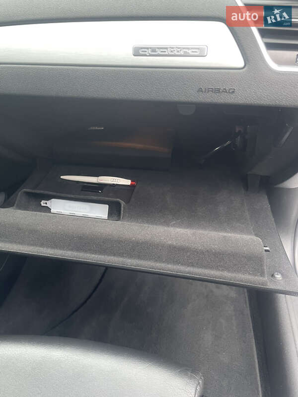 Седан Audi A4 2014 в Луцке