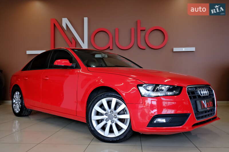 Седан Audi A4 2014 в Одесі