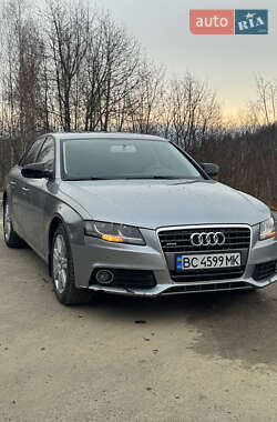 Седан Audi A4 2009 в Сходнице