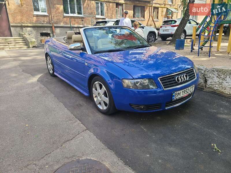 Кабриолет Audi A4 2004 в Киеве фото Кабриолет Audi A4 2004 в Киеве